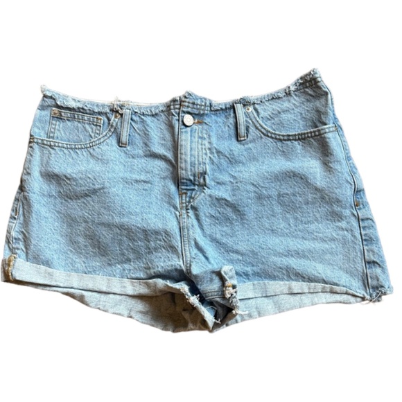 BDG Distressed Cut Off Waist Denim Shorts Urban Outfitters Sz 32 - Picture 3 of 5